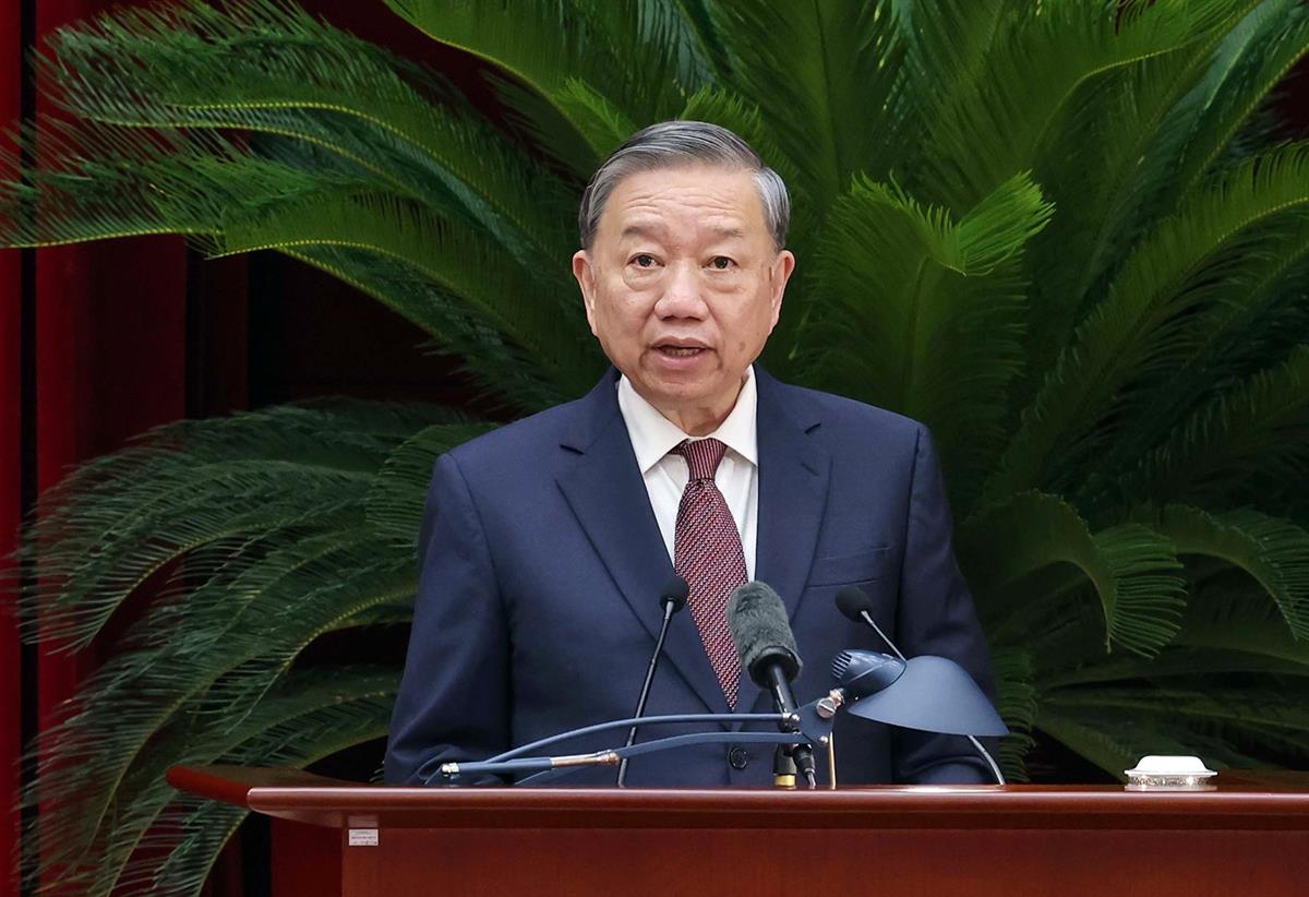 Đổi mới tư duy, hành động quyết liệt, đoàn kết - dân chủ - kỷ cương - sáng tạo - phát triển, vì một nước Việt Nam hòa bình, phát triển, hùng cường, phồn vinh, hạnh phúc*